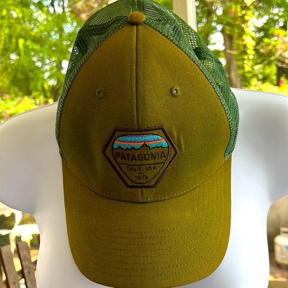 Patagonia Green Trucker Hat - Picture 11 of 11